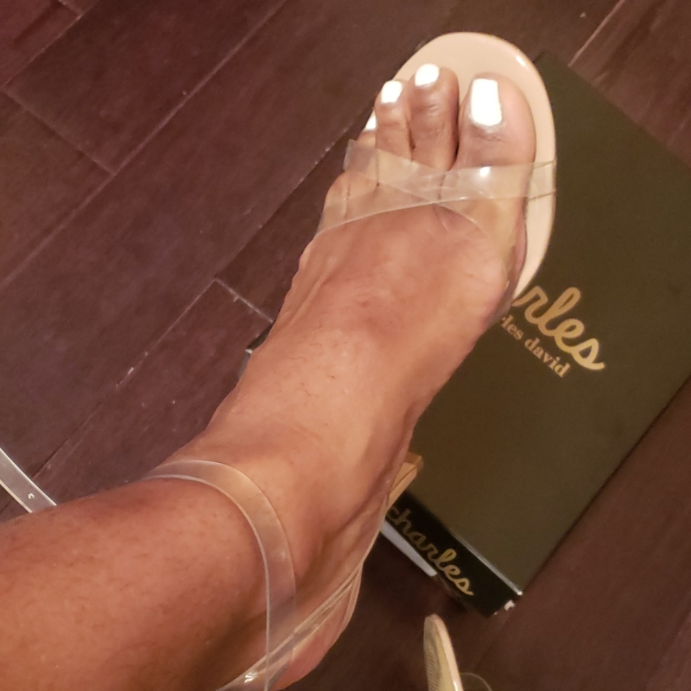 Shoes - Picture 2 of 6